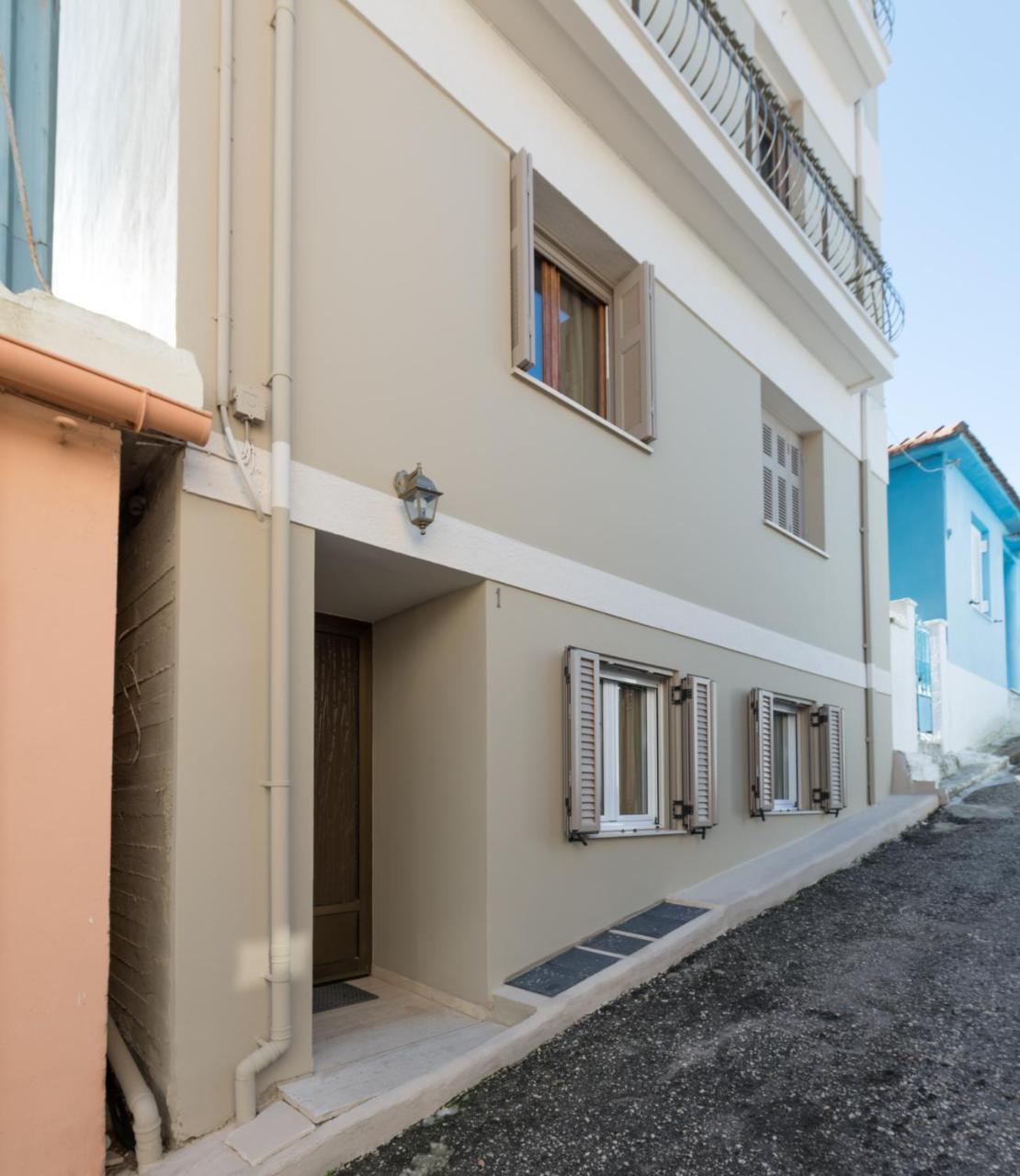 V. P. Place. Argostoli  Exteriér fotografie